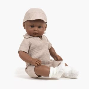 Minikane – Bambinis – Grand Bébé Habillé Augustin – Combinaison et Casquette Beige