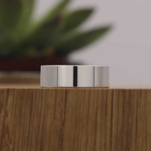 Bague homme ruban finition brillante en argent massif