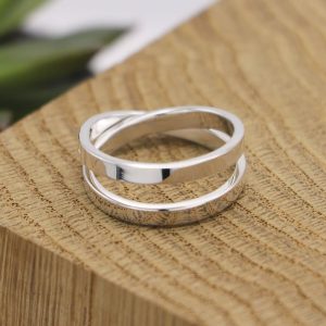 Bague double tour fil plat en argent massif