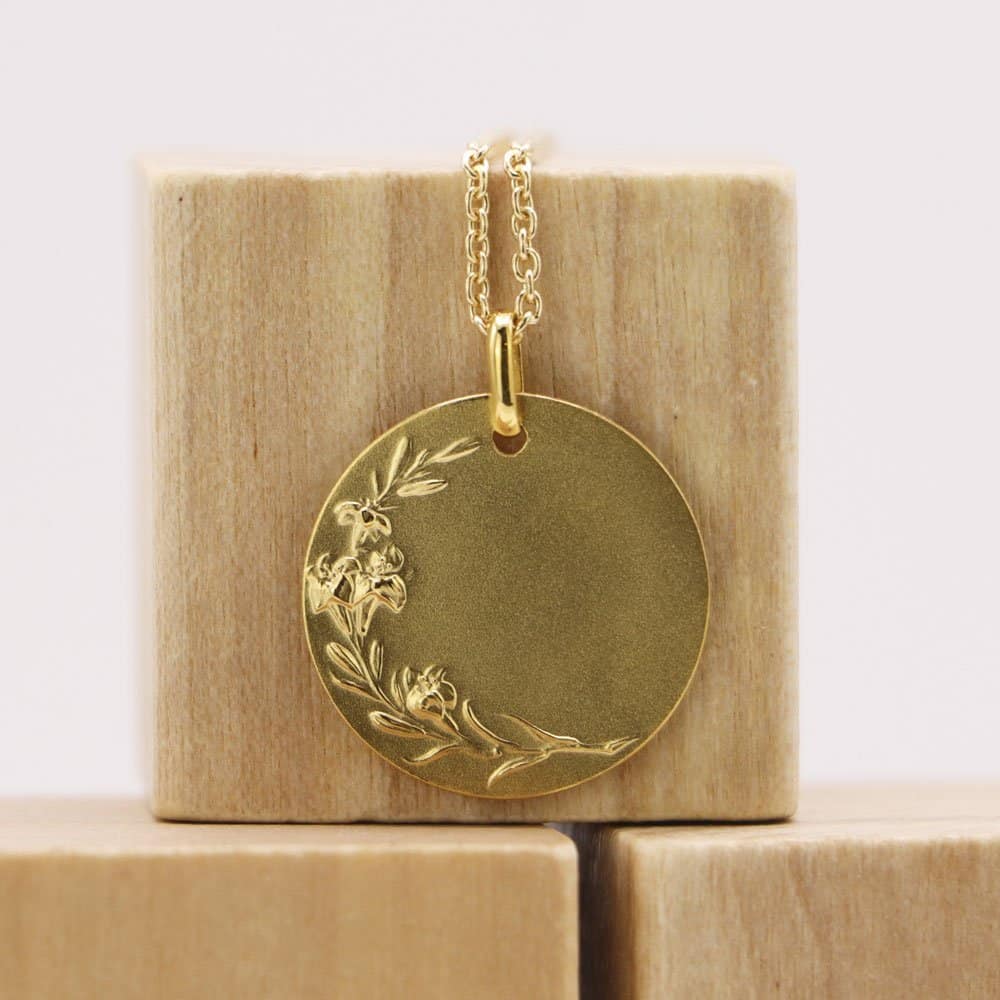 Médaille Fleurs en Or jaune 18 carats – Image 2