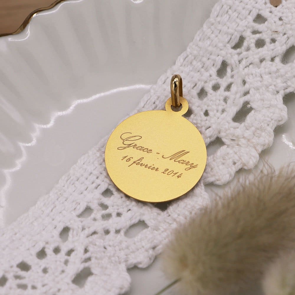 Médaille de baptême Vierge à l’enfant Botticelli en Or jaune 18 carats – Image 3