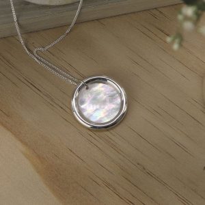Pendentif Anneau Grand modèle en Argent massif et nacre