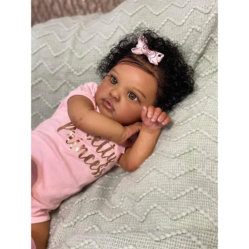 Poupée Reborn Fille Métisse – Mariam – Image 3