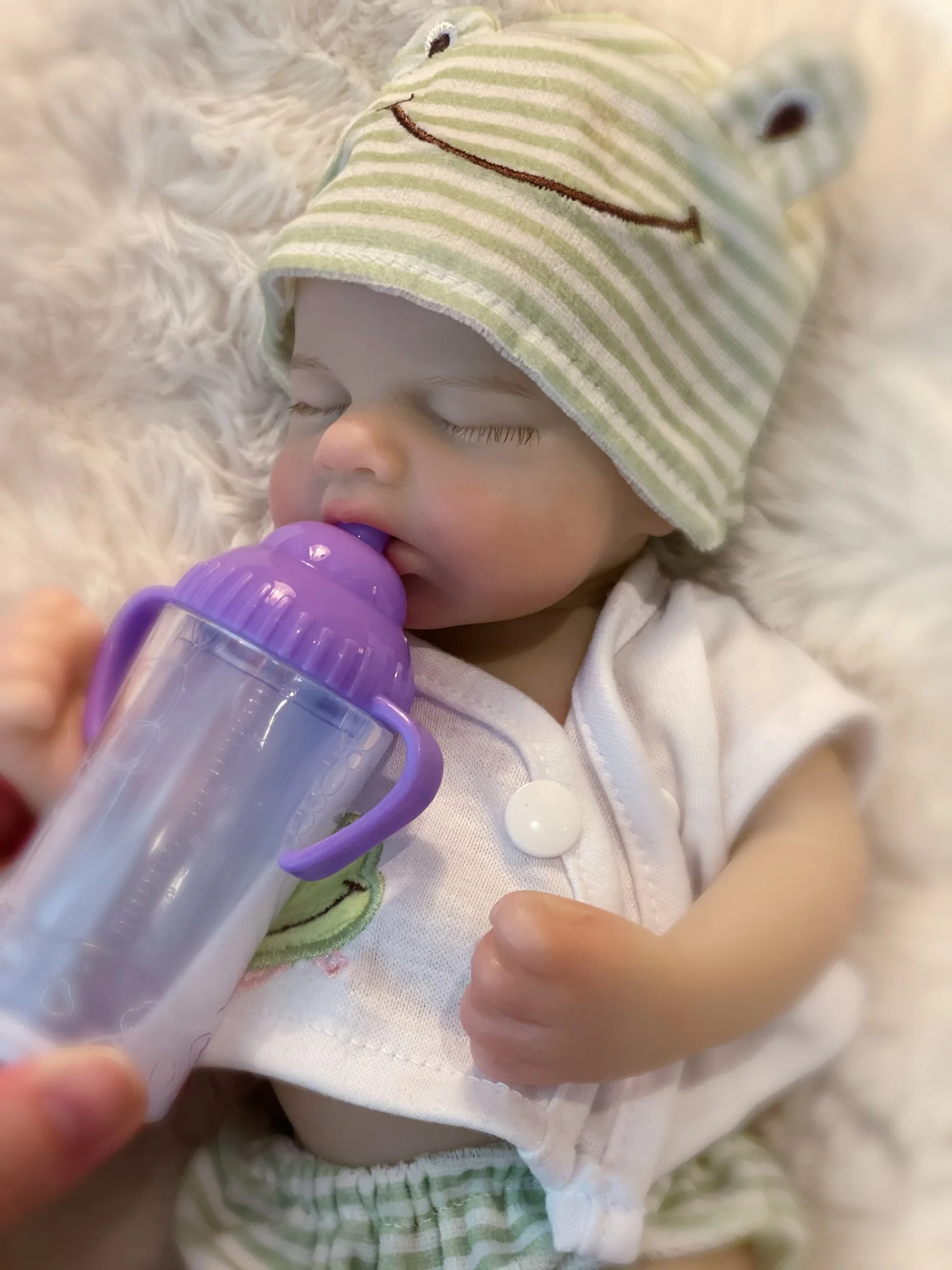 Bébé Reborn Prématuré Milan – Poupée Réaliste en Silicone Solide – Image 3