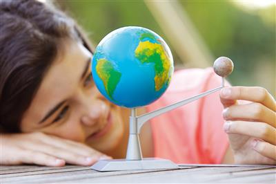 Astronomie – Maquette Terre Lune – Image 3