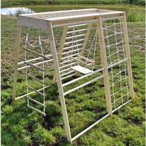 Tour de jeux d&rsquo;extérieur en bois 8 en 1