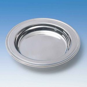 Petite assiette en métal argenté
