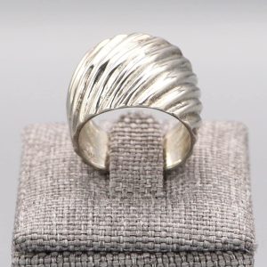 Bague Striée en argent massif