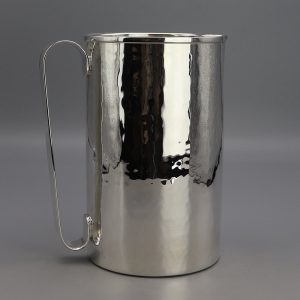 Carafe martelée argent