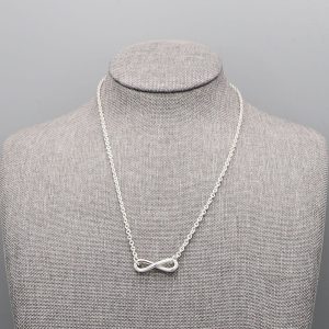 Collier Infini en Argent massif